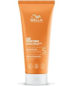 Wella Professionals Perform+ Straightener S krém na vyrovnanie citlivých vlasov 200ml