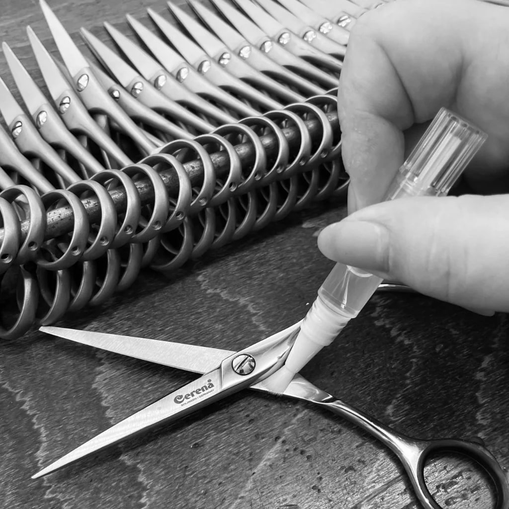 Udržiavanie nožníc na vlasy